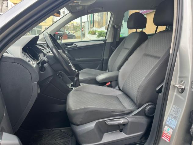 Volkswagen Tiguan 1.6 TDI SCR Sport BlueMotion Technology - Foto 9