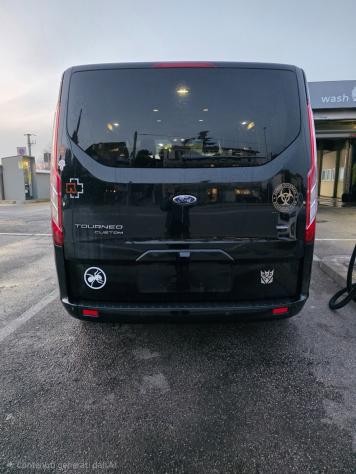 Ford Tourneo Custom ibrido plugin UNICO interni pelle perfetto 8 posti - Foto 5