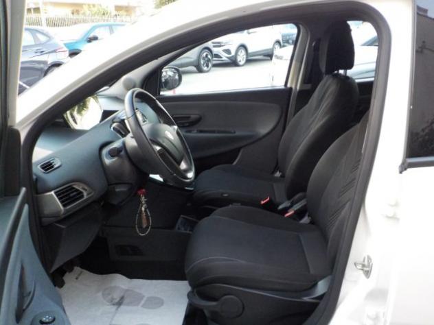 LANCIA Ypsilon 1.0 FireFly 5 porte S&S Hybrid Gold rif. 24124937 - Foto 3