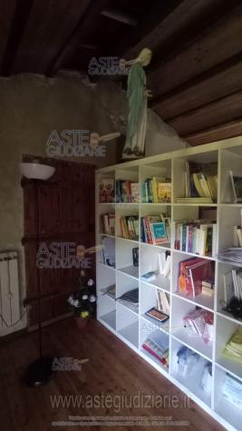 IMMOBILI-IMMOBILE RESIDENZIALE-Via Steneri, civico n. 15, piani T -1 - Foto 2