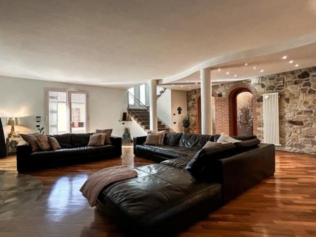 Villa in vendita a Cascina 320 mq Rif: 1351948 - Foto 2