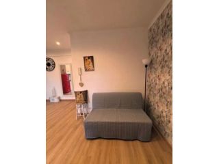 CASAL BRUCIATO BILOCALE CON BALCONE