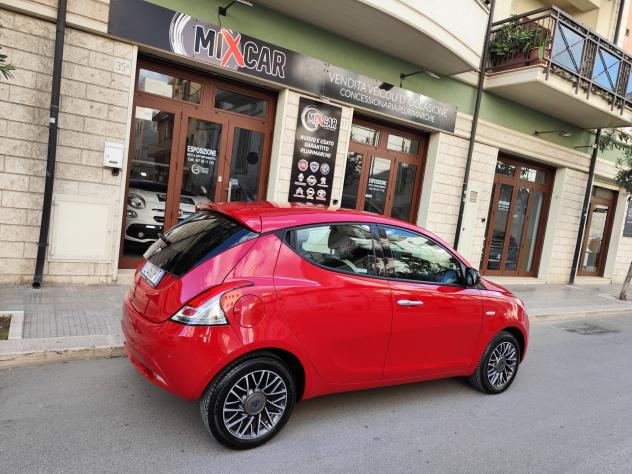 Lancia Ypsilon 1.3 MJT 95CV DIESEL GOLD - Foto 7