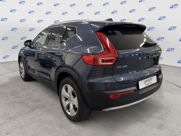 Volvo XC40 B4 AWD automatico Momentum Pro - Foto 4
