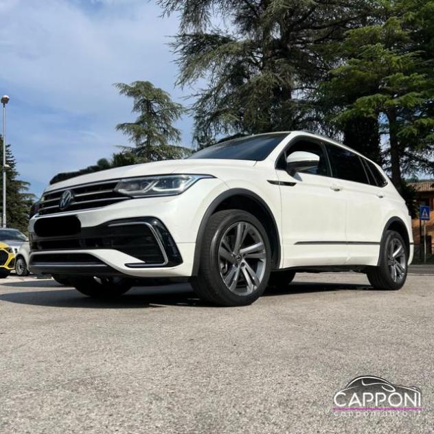 VOLKSWAGEN Tiguan 2.0 TDI 200 CV 4x4 R-Line TETTO rif. 24066728 - Foto 3