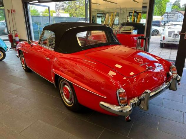 Mercedes-Benz 190 SL PAGODA / COMPLETAMENTE RESTAURATA, ANCHE MOTORE - Foto 4