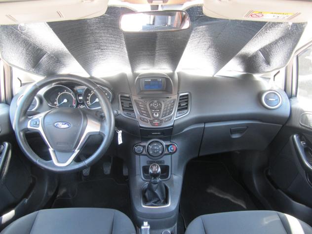 Ford Fiesta Plus 1.5 TDCi 75CV 5 porte - Foto 4