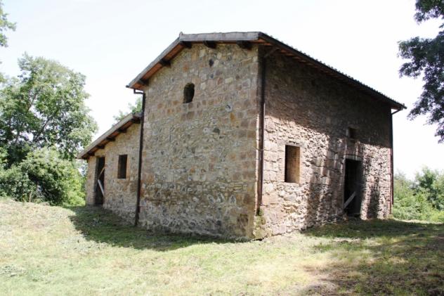 Bagnoregio - Vendesi casale al grezzo con annesso corte - Foto 2