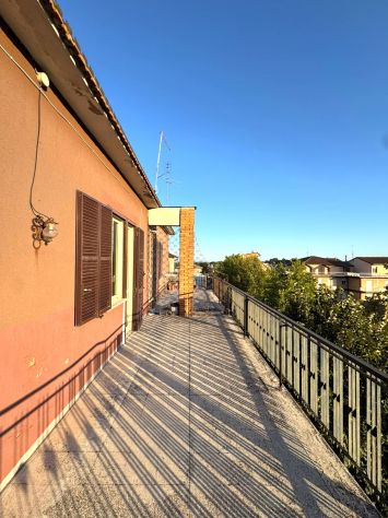 Appartamento/attico con ampio terrazzo in vendita a Fabrica di Roma - Foto 7