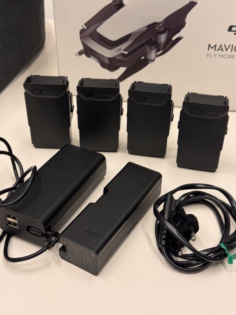 Drone DJI Mavic Air Fly More Combo – 4 batterie, borsa, eliche di ricambio - Foto 5