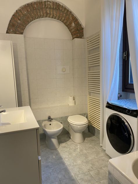 BILOCALE MONZA CENTRO ALL INCLUSIVE completamente arredato e corredato - Foto 9