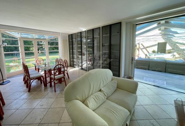 VILLA di 10 vani e di 400 mq (PIETRASANTA - Marina) rif. VILLA PINETA - Foto 4
