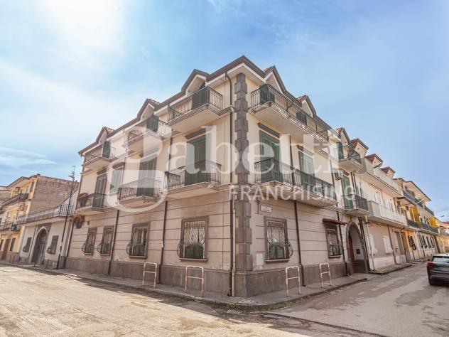 Stabile/Palazzo - Frattamaggiore . Rif.: FV34VRG