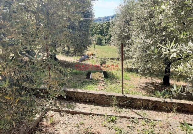 Orvieto - Vendesi abitazione semi-indipendente con area esterna, posto auto e giardino. - Foto 8