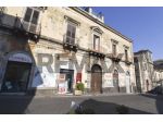 Locale Commerciale in vendita a Acireale