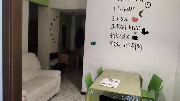 Camera singola per ragazza con letto matrimoniale Tuscolana Lucio Sestio