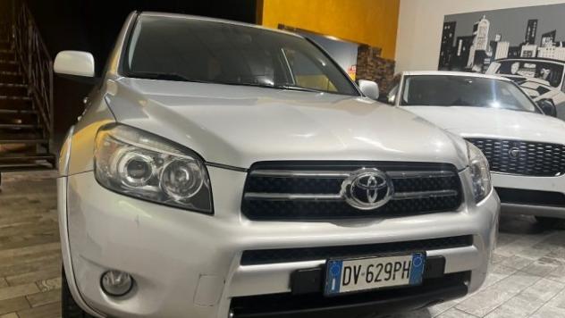 TOYOTA RAV 4 MY23 RAV4 Crossover 2.2 D-Cat 177 CV Luxury rif. 23922556 - Foto 2