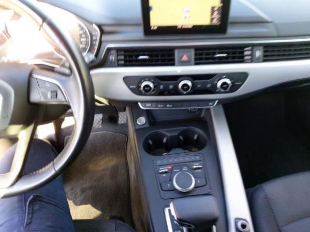 AUDI - A4 Avant Avant 2.0 tdi ultra 150cv s-tronic - Foto 9