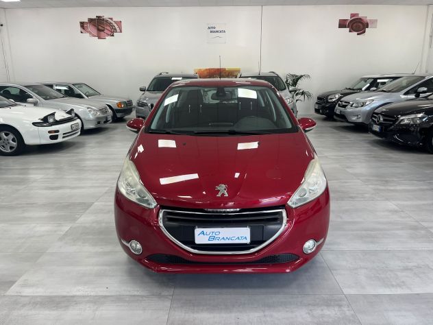 Peugeot 208 5p 1.6 e-hdi - Foto 2