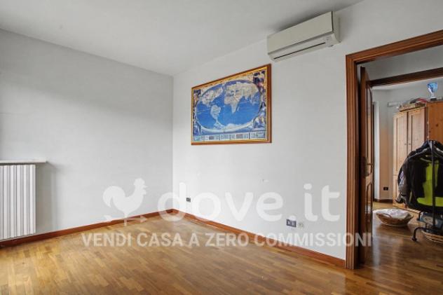 Appartamento di 162 m² con 4 locali e box auto in vendita a Gavirate - Foto 20