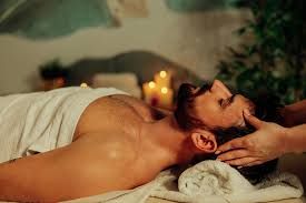 MASSAGGIATORE – RELAX PER MASCHI Tel:3713042093