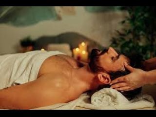 Massaggi - benessere Rimini - MASSAGGIATORE  – RELAX  PER MASCHI Tel:3713042093