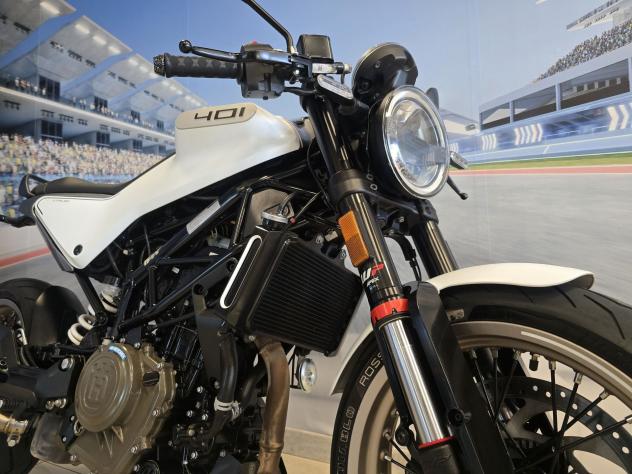 Husqvarna Vitpilen 401 09/2023 - Km 16500 (A2) - Foto 7