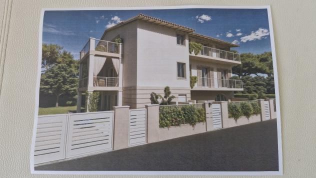 APPARTAMENTO di 4 vani e di 80 mq (PIETRASANTA) rif. MP994