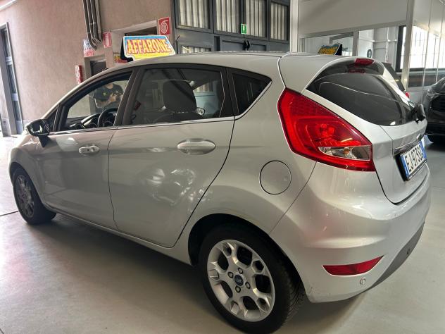 Ford Fiesta 1.2 82 CV 5 porte Titanium - Foto 4