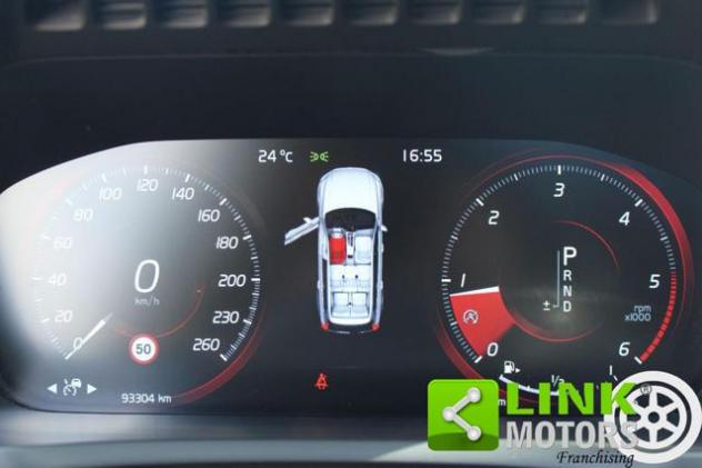 VOLVO XC90 D5 AWD Geartronic 7 posti R-design,Crystal White rif. 23333654 - Foto 10