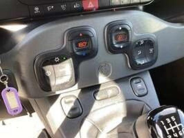 Fiat Panda 1.0 FireFly S&S Hybrid City Life - Foto 9