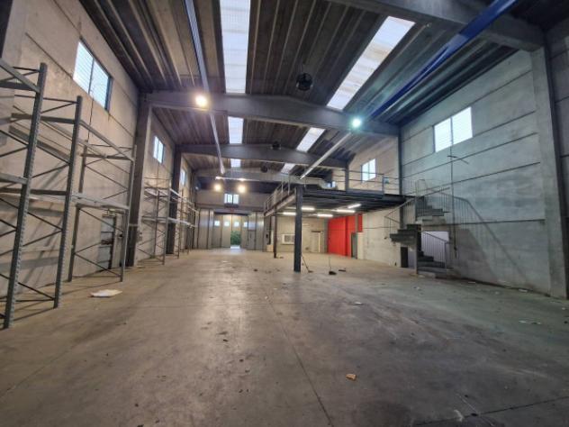Immobile di 917 m² con 4 locali in vendita a Pogliano Milanese - Foto 11