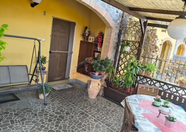 Porano - vendesi villetta a schiera libera su tre lati con giardino e posto auto. - Foto 6