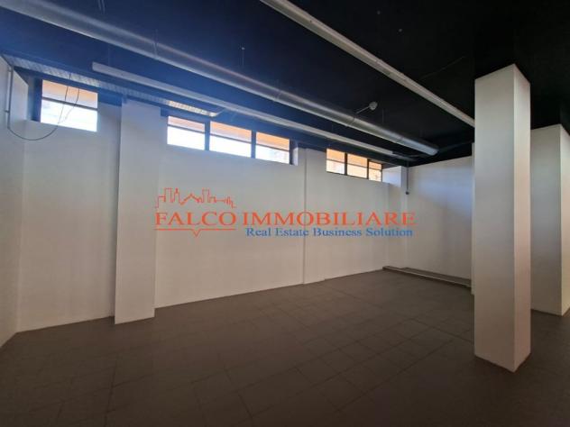 MILANO, VIA PADOVA 96 - NEGOZIO 8 LUCI 185 MQ + 2 POSTI AUTO - Foto 9