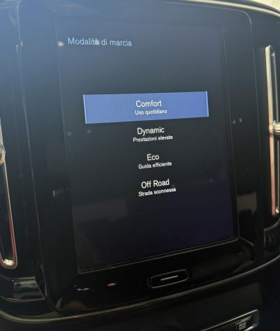 Volvo XC40 D3 Geartronic Momentum - Foto 9