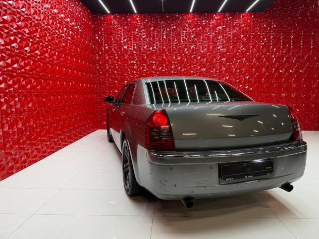 Chrysler 300C 3.0 V6 CRD cat DPF Sedan 218Cv - Foto 4