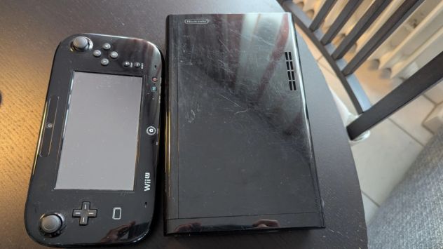 Nintendo Wii U 32GB Console nera con giochi e pacchetto di accessori - Foto 2