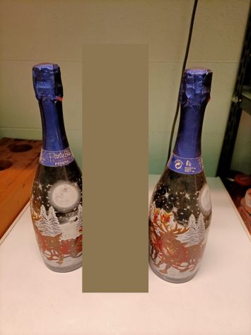 2 Bottiglie Astoria natalizie da collezione – piene, perfette, vintage