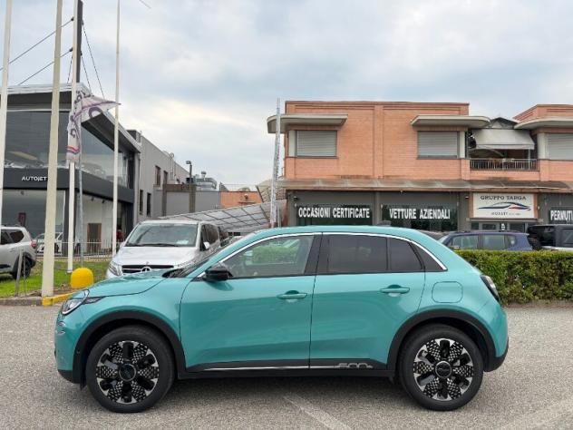 FIAT 600 (2023--) 600 Hybrid 145 CV DCT MHEV La Prima II