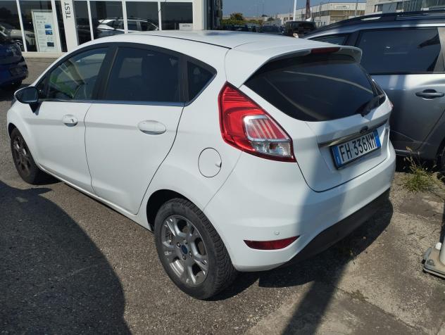 Ford Fiesta 1.4 5 porte Bz.- GPL Black & White Edition - Foto 2