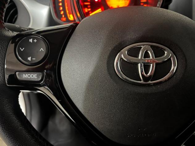 TOYOTA Aygo 1.0 VVT-i 69 CV 5 porte x-play rif. 23268592 - Foto 7