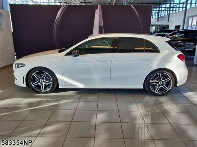 Mercedes-Benz Classe A A 180 AMG LED NIGHT CAMERA MBUX PREMIUM CARPLAY USB* - Foto 2