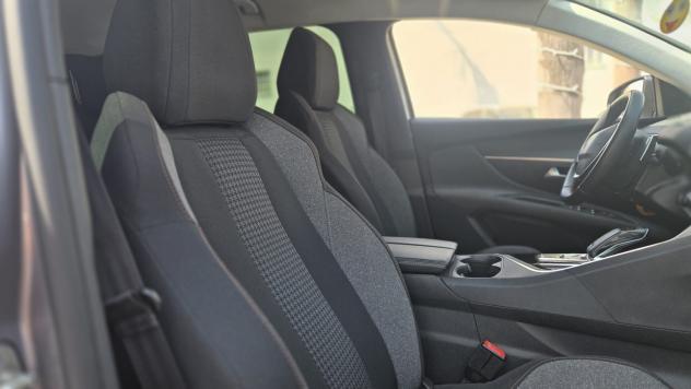 Peugeot 3008 1.5 bluehdi 131CV Active Pack EAT8 Uff Italy Led - Foto 8