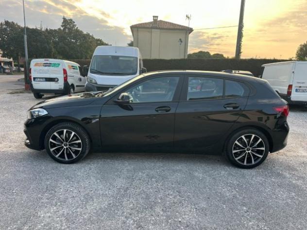 BMW 118 d 5p. Advantage rif. 24103765 - Foto 2