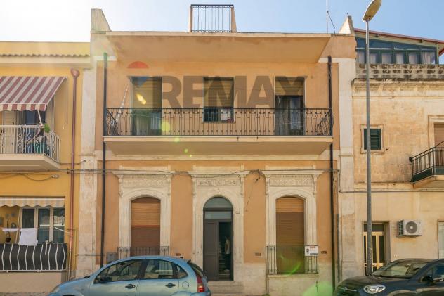 Casa Indipendente in vendita a Rosolini