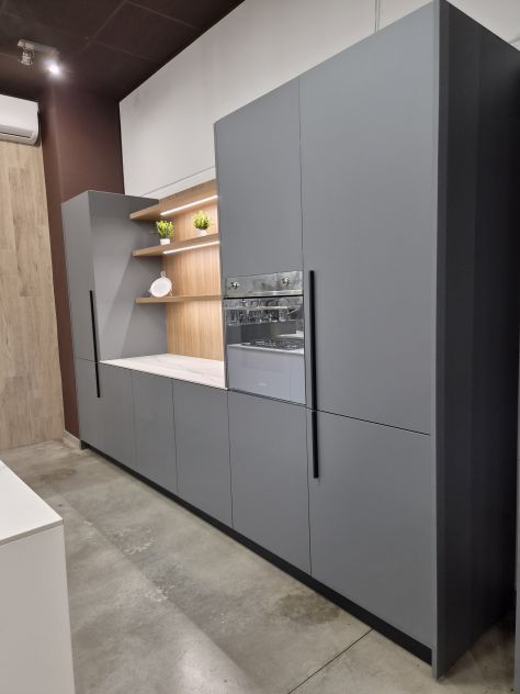 CUCINA CON ISOLA DA ESPOSIZIONE MENTA C2 - 4790 - RINNOVO MOSTRA - Foto 3