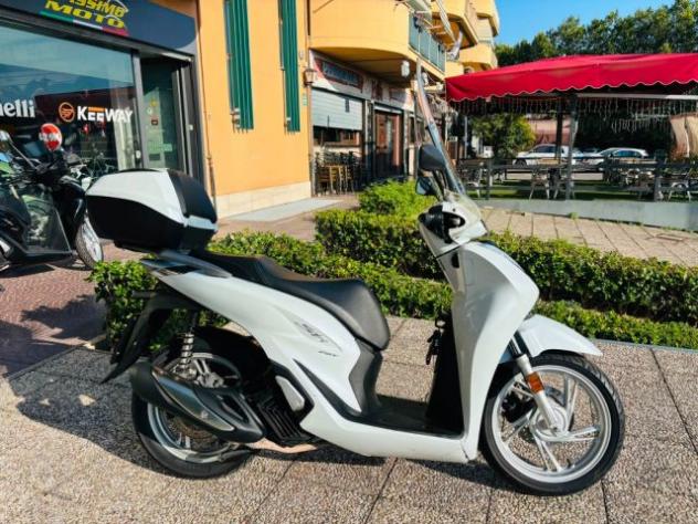 HONDA SH 300 i TUTTO INCLUSO ANCHE PASSAGGIO! MINI RATE rif. 23989669 - Foto 3