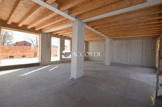 CASA INDIPENDENTE di 4 vani e di 243 mq (NERVESA DELLA BATTAGLIA) rif. PE5 - Foto 8