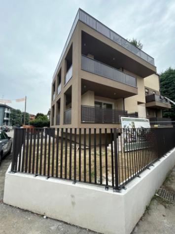 Appartamento di 130 m² con 4 locali e box auto in vendita a Padova