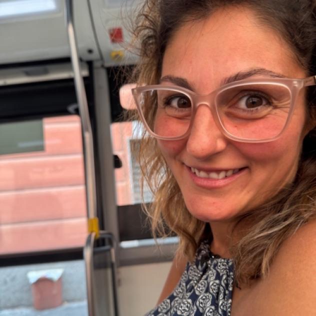 Michela cerca una babysitter - lavoro da babysitter a Genova